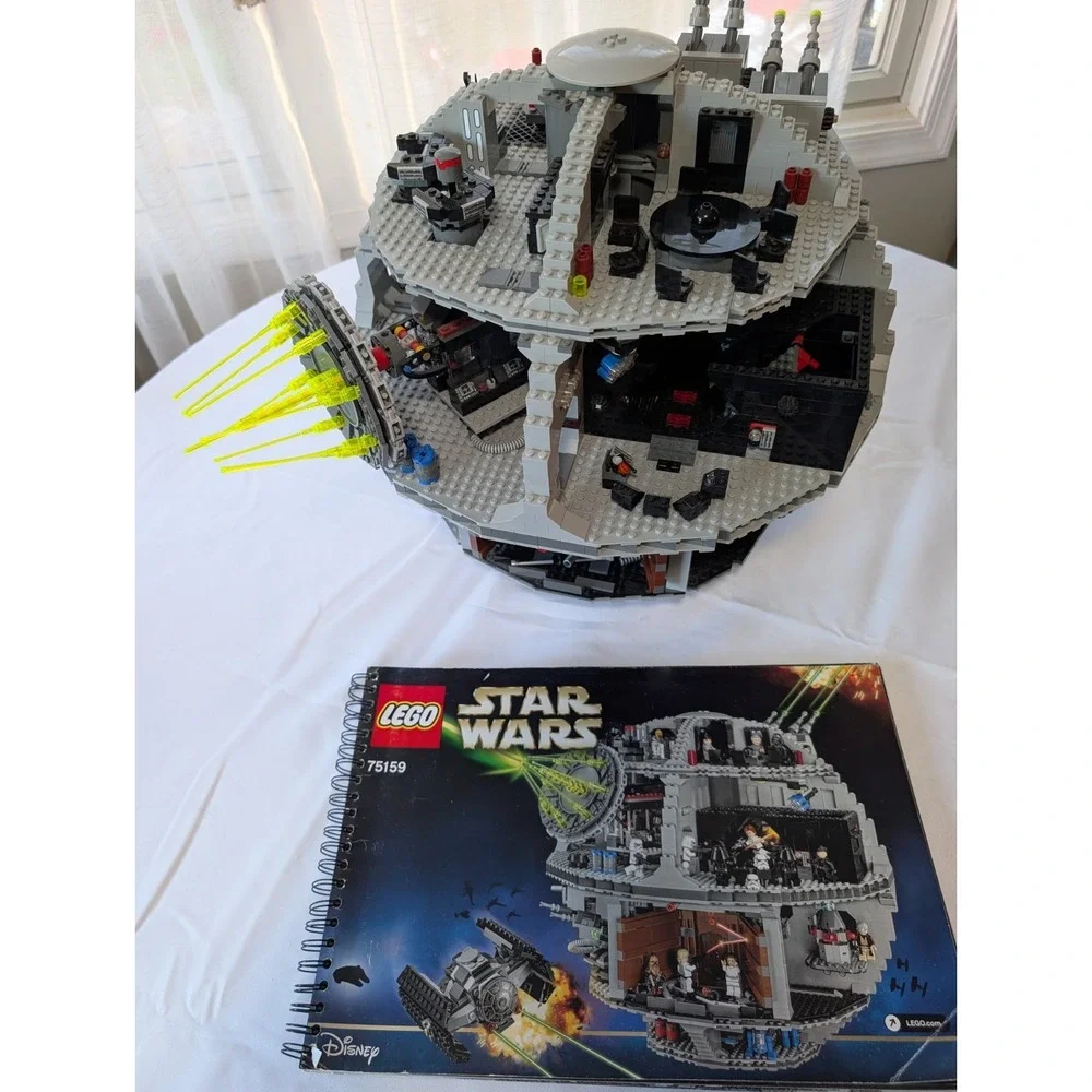 LEGO Star Wars:‎ Death Star (75159) W/ Manual, 99% Complete No Minifigures